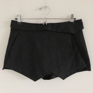 ZARA Black Origami Skort Size Small